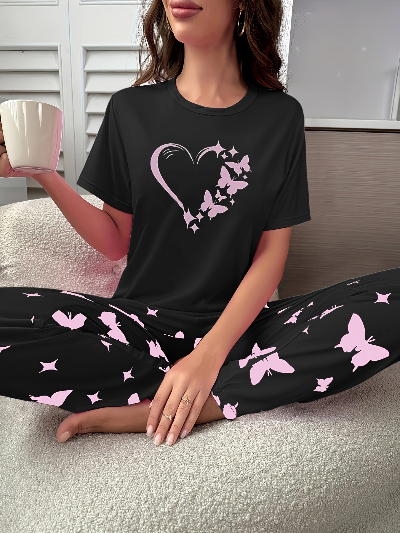 Women's Heart & Butterfly Print Pajama Set - Comfortable Short Sleeve Top and Loose Long Pants for Lounging and Sleeping