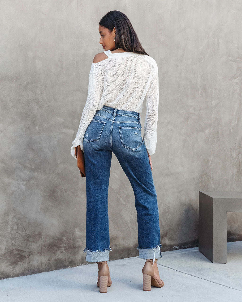 Jeans mit hoher Taille und Knopfleiste, gerade Beinform, Damenmode, urbane Freizeithose für Pendler, Jeanshose mit Löchern, waschbar