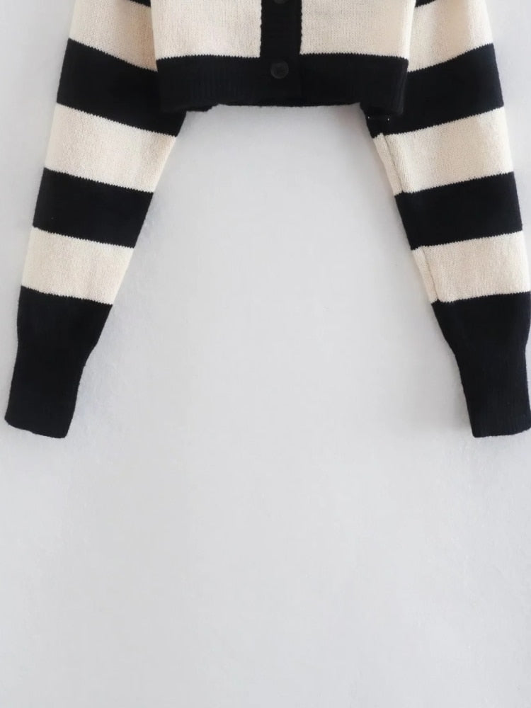 Women Black White Striped Knitted Sweater Summer Female Long Sleeve Pullover Casual Lady Crop Tops