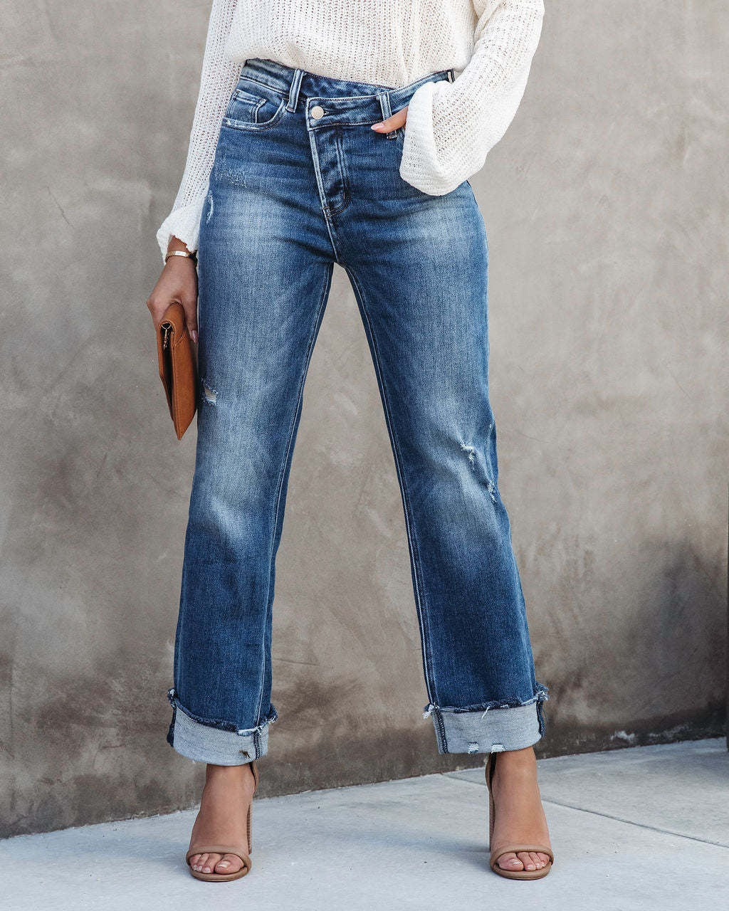 Jeans mit hoher Taille und Knopfleiste, gerade Beinform, Damenmode, urbane Freizeithose für Pendler, Jeanshose mit Löchern, waschbar