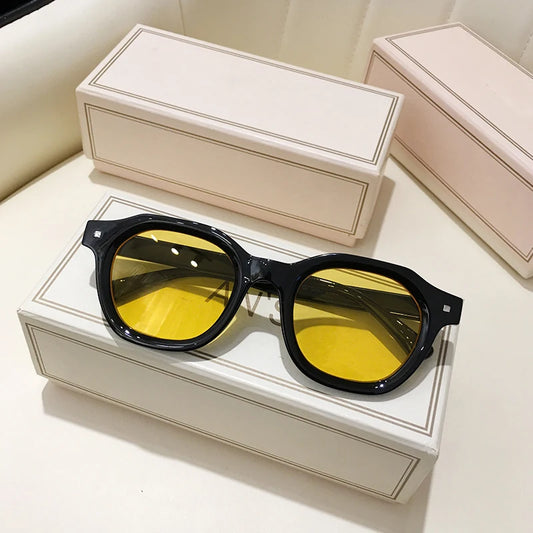 WHO CUTIE New Trendy Square Rectangle Sunglasses Vintage Women Brand Design Green Frame Yellow Lens Sun Glasses Men Shades UV400