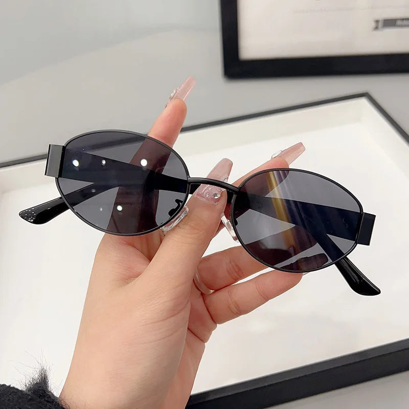 Retro Metal Frame Oval Sunglasses for Women Men Brand Designer Driving Aviation Male Shades Lens Luxury Small Sun Glasses UV400