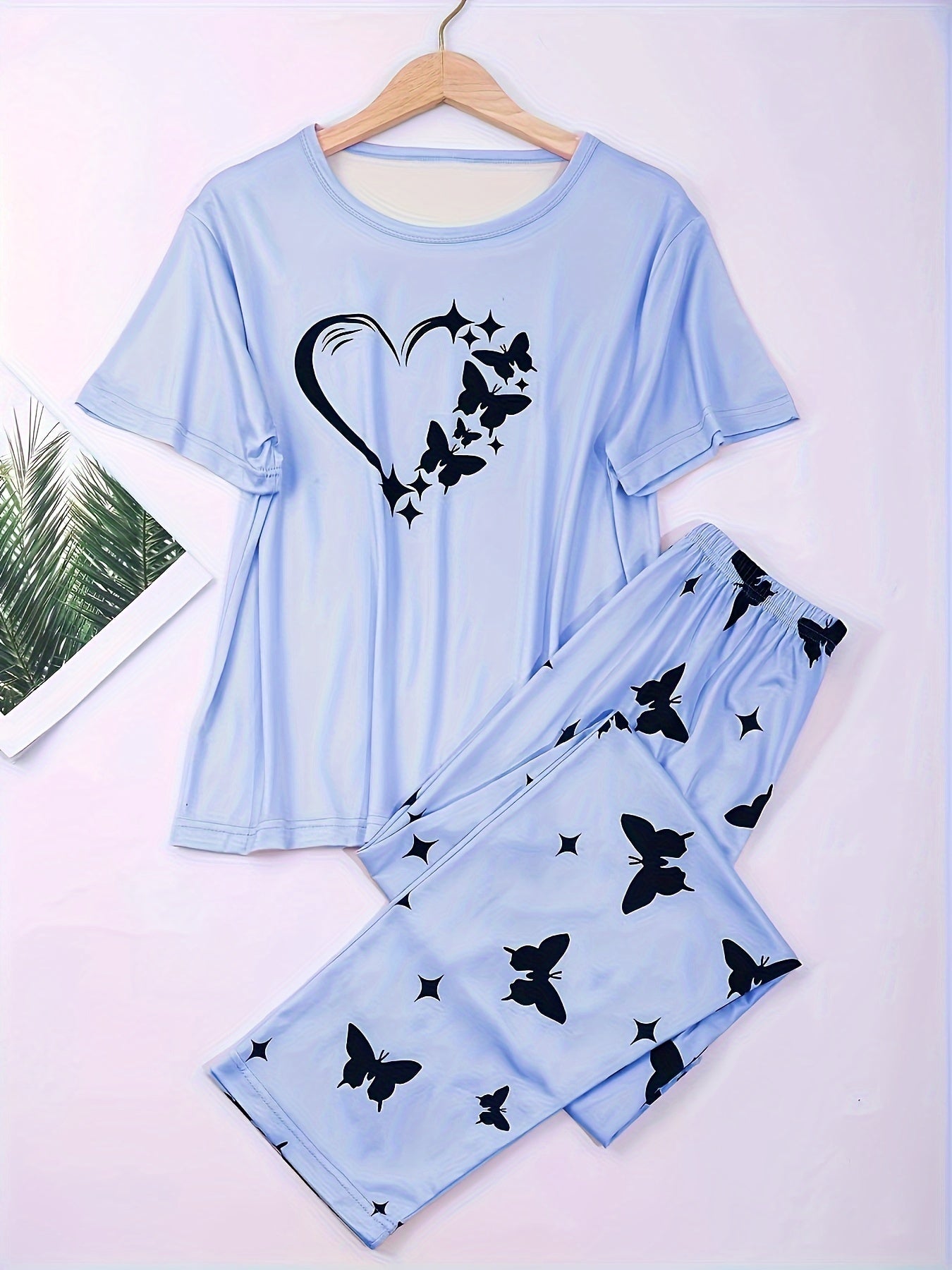 Women's Heart & Butterfly Print Pajama Set - Comfortable Short Sleeve Top and Loose Long Pants for Lounging and Sleeping